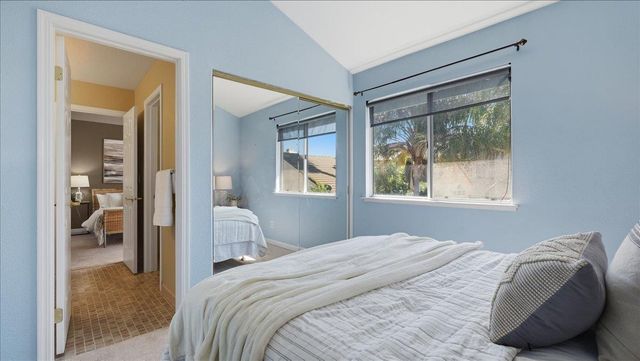 420 Falcon Ct, Tracy, CA 95376