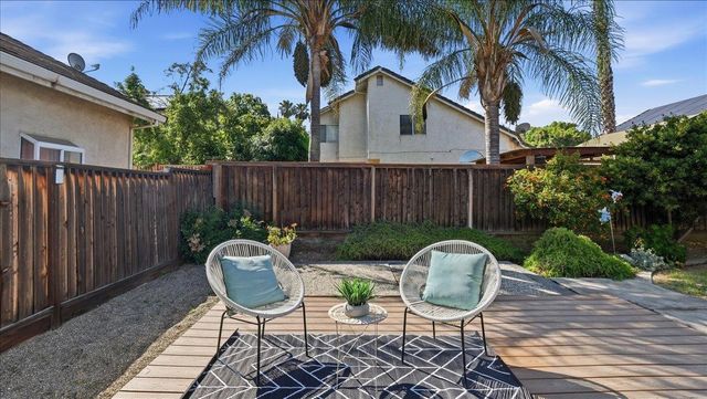 420 Falcon Ct, Tracy, CA 95376