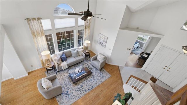 420 Falcon Ct, Tracy, CA 95376