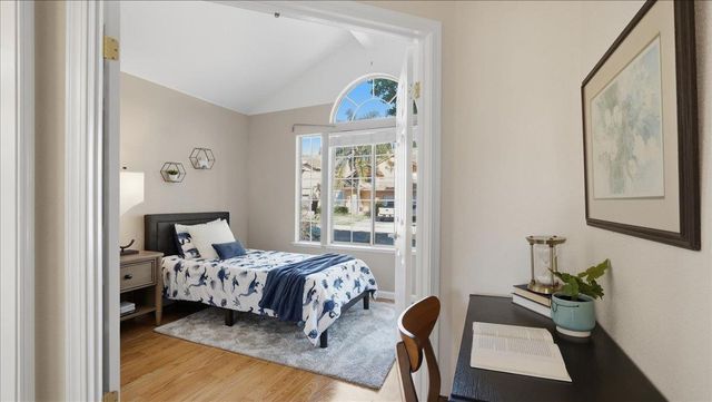 420 Falcon Ct, Tracy, CA 95376
