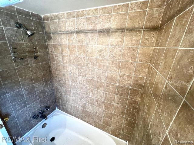 31030 E Cousino Drive, Warren, MI 48092