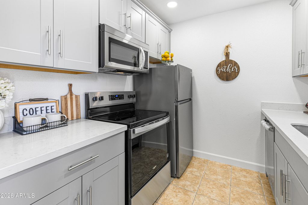 7126 N 19TH Avenue 184, Phoenix, AZ 85021