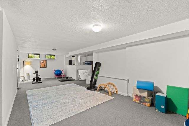 3313 Brookview Drive, West Des Moines, IA 50265