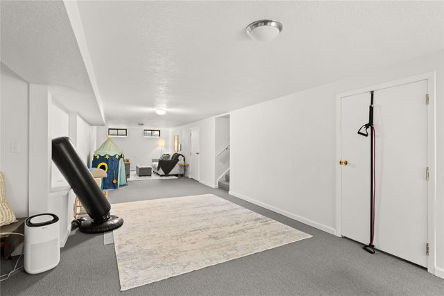 3313 Brookview Drive, West Des Moines, IA 50265