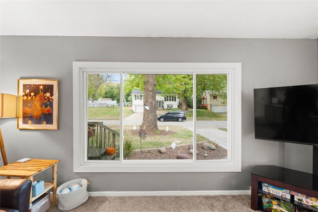 3313 Brookview Drive, West Des Moines, IA 50265