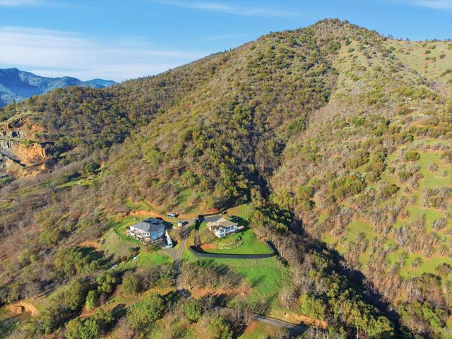 1401 7th Avenue, Gold Hill, OR 97525