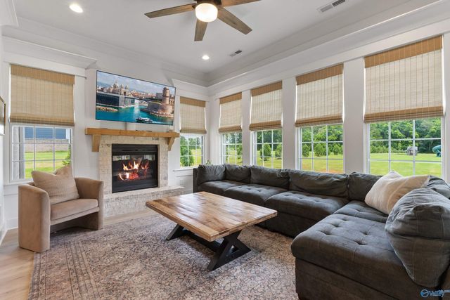 313 Merrydale Drive, Huntsville, AL 35811