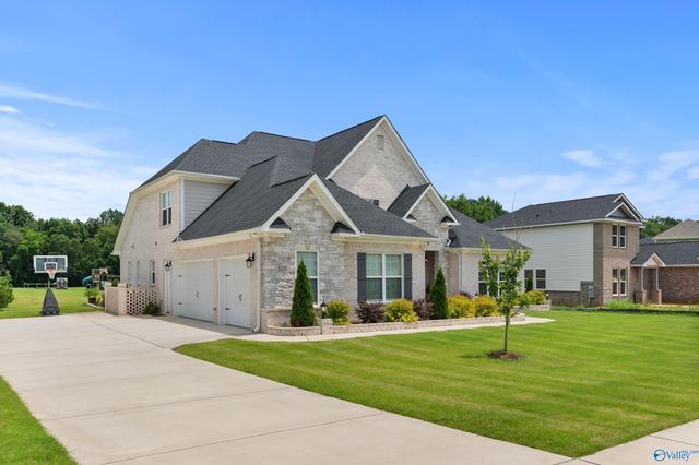 313 Merrydale Drive, Huntsville, AL 35811