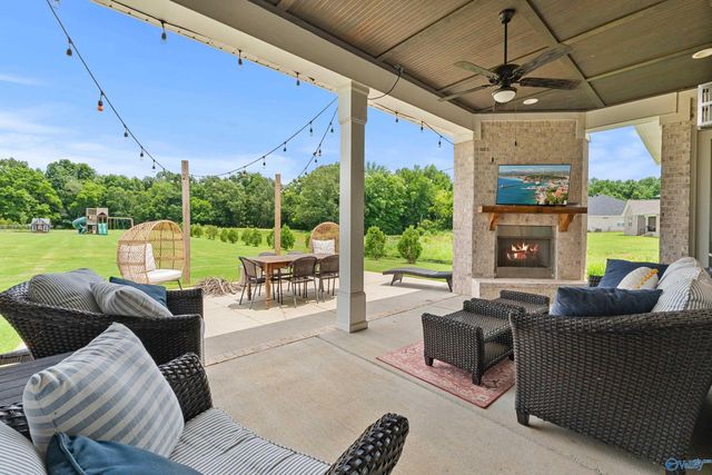 313 Merrydale Drive, Huntsville, AL 35811