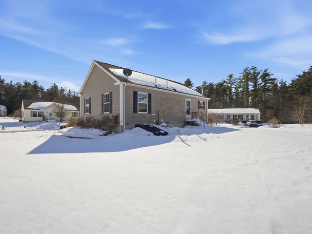 2 Mountain Ash Rd. 2, East Bridgewater, MA 02333