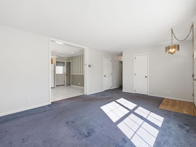 2 Mountain Ash Rd. 2, East Bridgewater, MA 02333