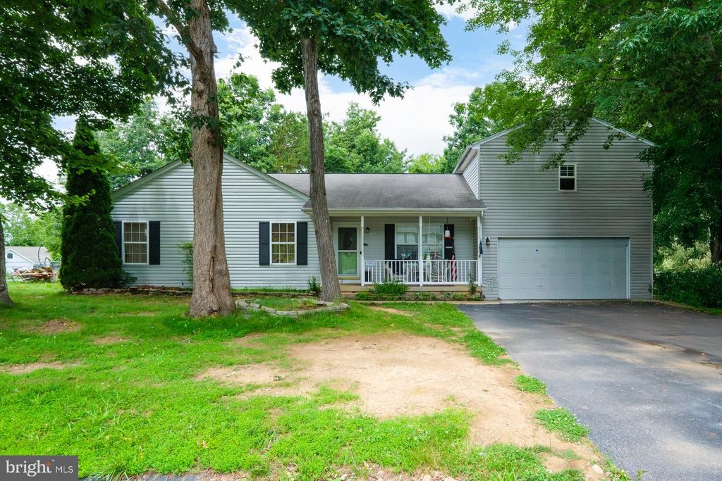 64 NORTHWOOD DR, Waynesboro, VA 22980