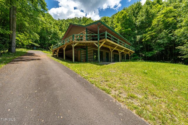 916 Willens Gap Road, Mountain City, TN 37683