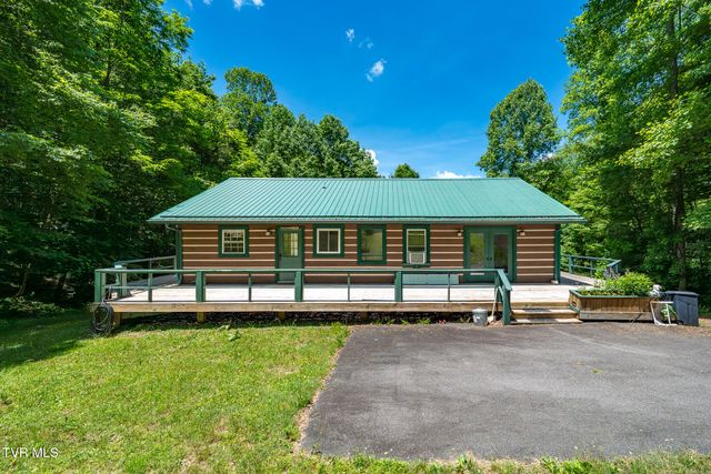 916 Willens Gap Road, Mountain City, TN 37683
