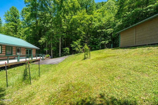 916 Willens Gap Road, Mountain City, TN 37683