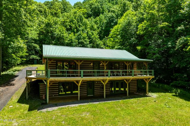 916 Willens Gap Road, Mountain City, TN 37683