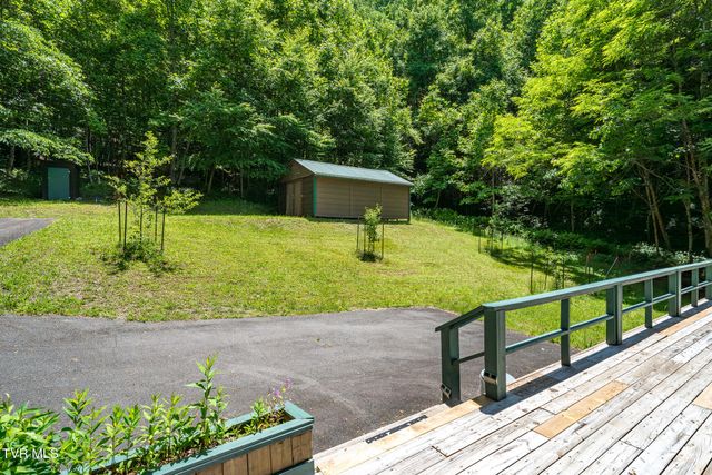 916 Willens Gap Road, Mountain City, TN 37683