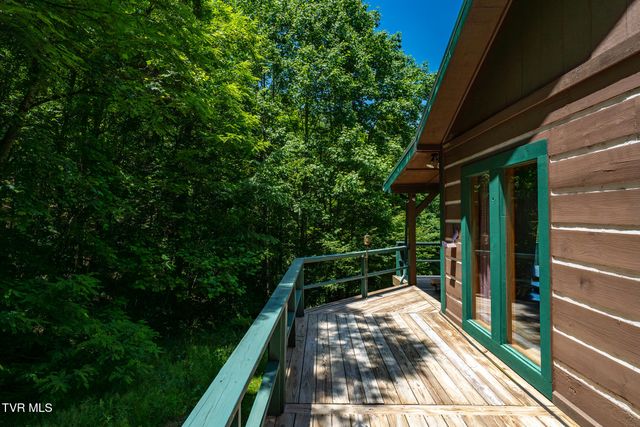 916 Willens Gap Road, Mountain City, TN 37683