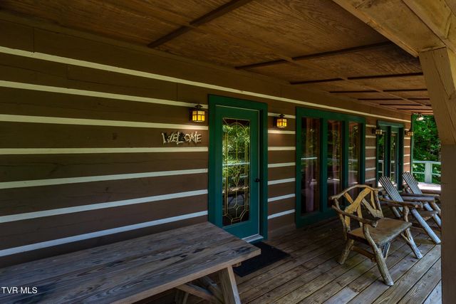 916 Willens Gap Road, Mountain City, TN 37683
