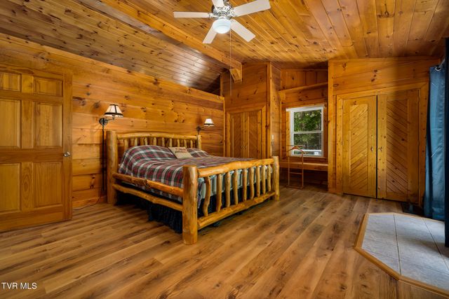 916 Willens Gap Road, Mountain City, TN 37683