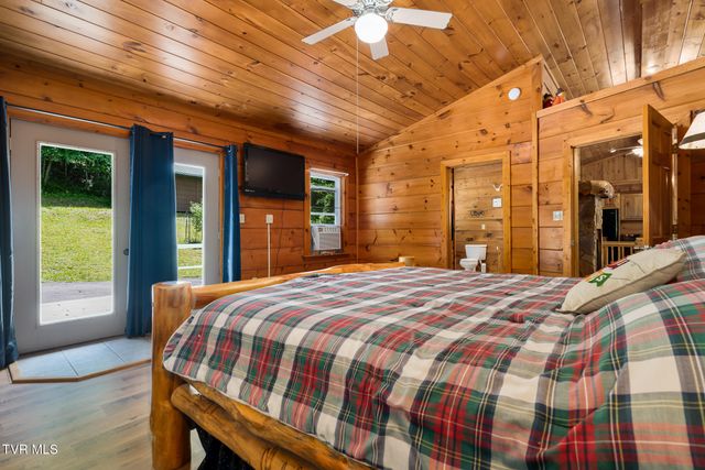 916 Willens Gap Road, Mountain City, TN 37683