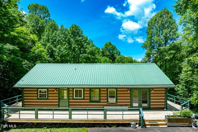 916 Willens Gap Road, Mountain City, TN 37683