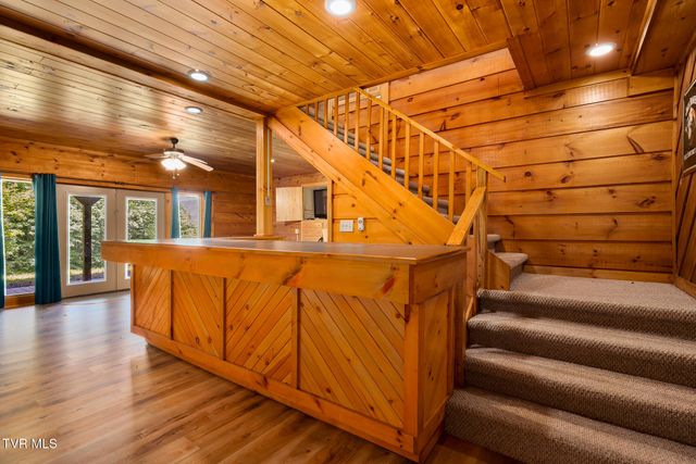 916 Willens Gap Road, Mountain City, TN 37683