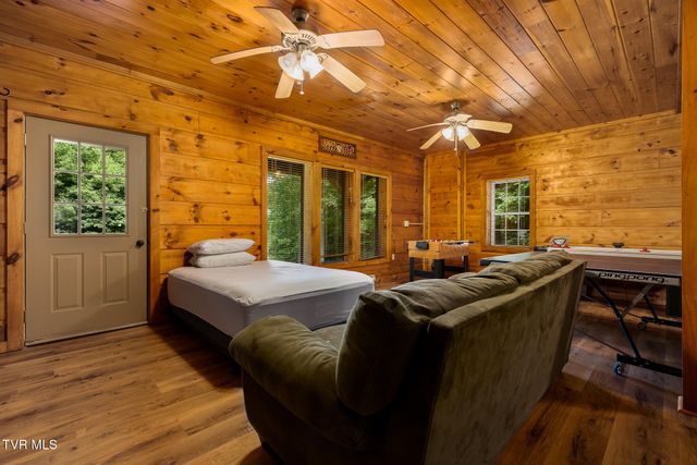 916 Willens Gap Road, Mountain City, TN 37683