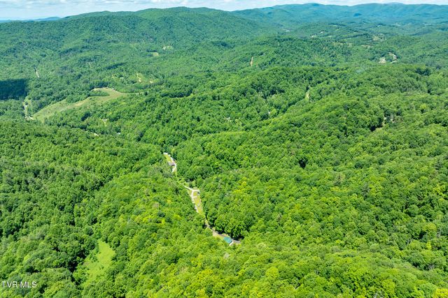 916 Willens Gap Road, Mountain City, TN 37683