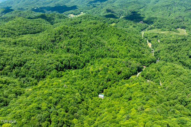 916 Willens Gap Road, Mountain City, TN 37683