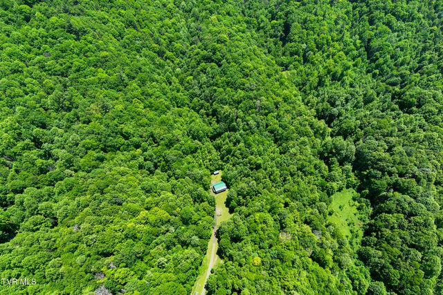 916 Willens Gap Road, Mountain City, TN 37683