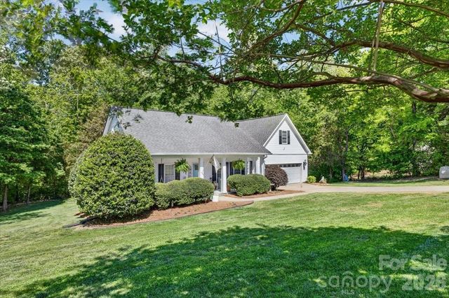 1048 Brevard Place Road, Iron Station, NC 28080