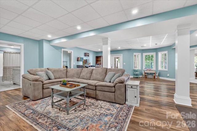 1048 Brevard Place Road, Iron Station, NC 28080