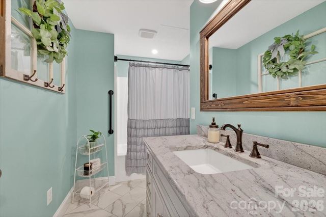 1048 Brevard Place Road, Iron Station, NC 28080
