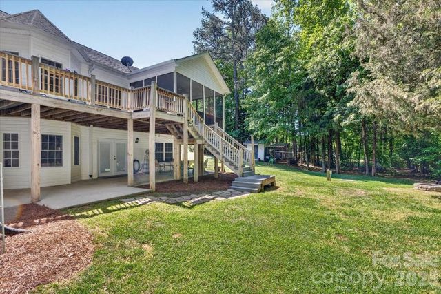 1048 Brevard Place Road, Iron Station, NC 28080