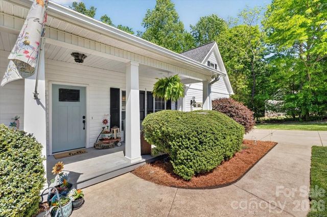 1048 Brevard Place Road, Iron Station, NC 28080