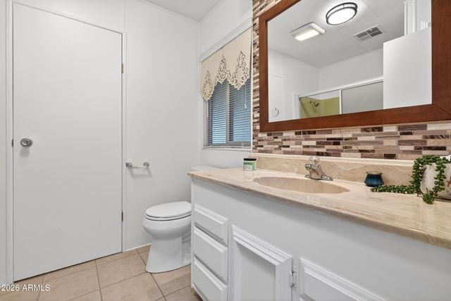 26245 S LAKEVIEW Drive, Sun Lakes, AZ 85248