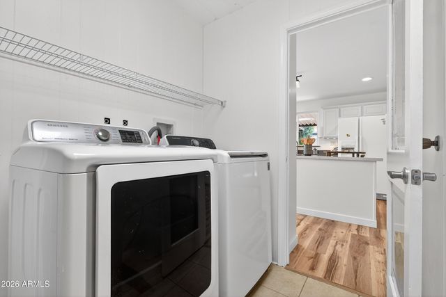 26245 S LAKEVIEW Drive, Sun Lakes, AZ 85248