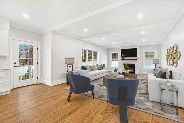 25 Irving Road, Natick, MA 01760