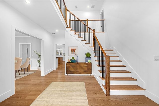 25 Irving Road, Natick, MA 01760