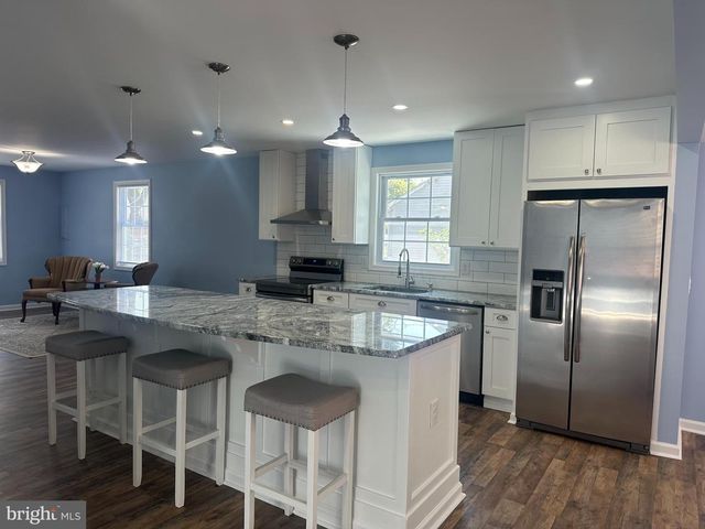 5 N 14TH ST, Del Haven, NJ 08251