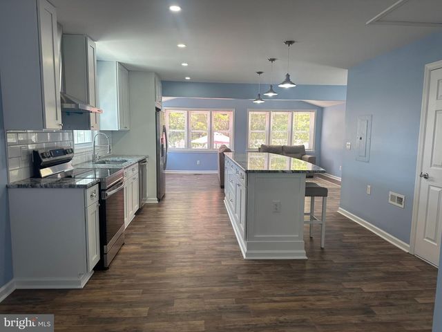 5 N 14TH ST, Del Haven, NJ 08251