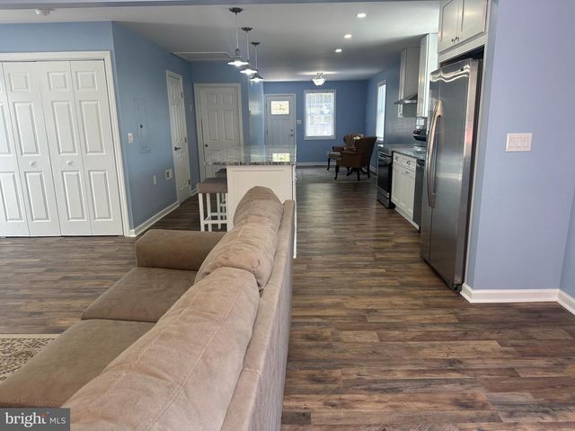 5 N 14TH ST, Del Haven, NJ 08251