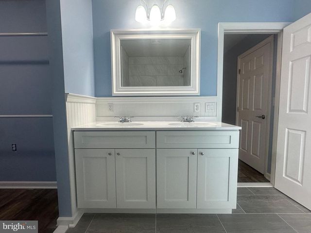 5 N 14TH ST, Del Haven, NJ 08251