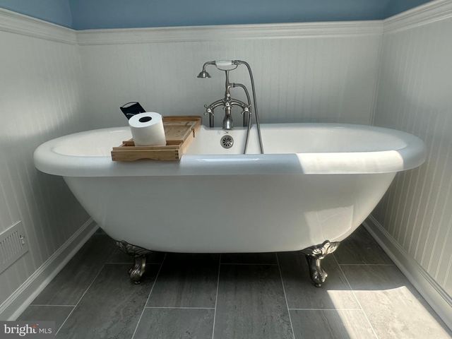 5 N 14TH ST, Del Haven, NJ 08251