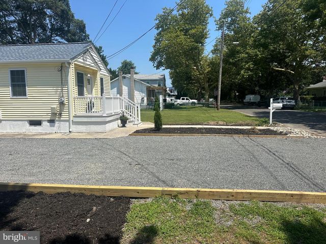 5 N 14TH ST, Del Haven, NJ 08251