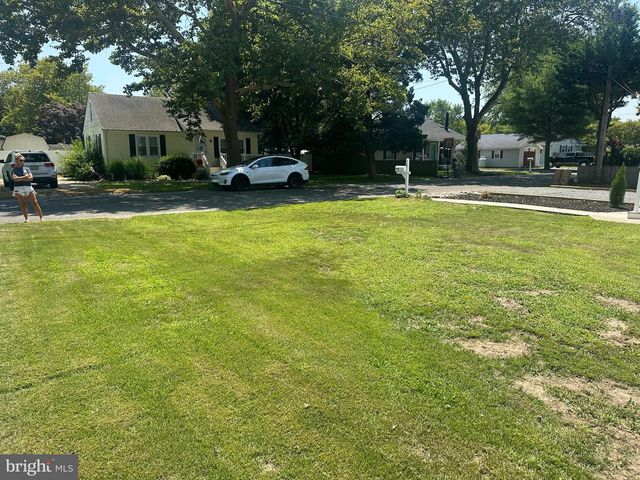 5 N 14TH ST, Del Haven, NJ 08251