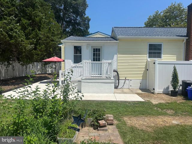 5 N 14TH ST, Del Haven, NJ 08251