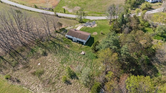 150 Clay Lick Road, Jeffersonville, KY 40337