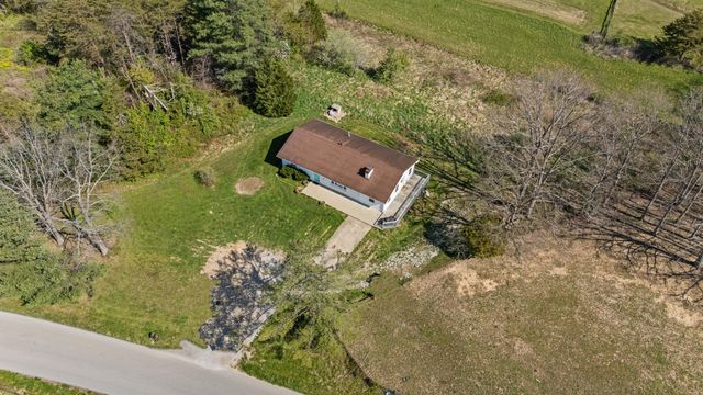 150 Clay Lick Road, Jeffersonville, KY 40337